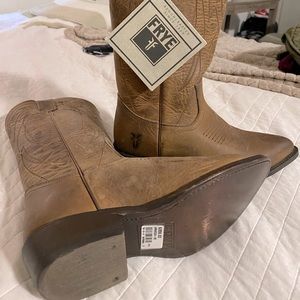 Women FRYE Cowboy Boots